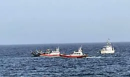 Maxisbarco a Lampedusa, almeno 300 persone