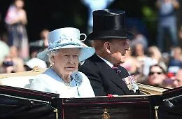 Elisabetta II &egrave; morta, l'annuncio di Buckingham Palace: &laquo;Si &egrave; spenta serenamente&raquo;