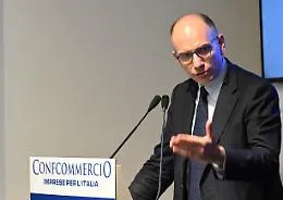 Dl aiuti bis: Letta, va approvato senza ricatti