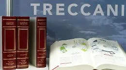 Treccani 2022, il nuovo dizionario promuove la parit&agrave; di genere nel linguaggio