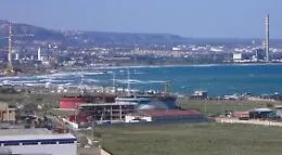 Perizia shock sul Petrolchimico di Siracusa: "Mare e aria inquinati da fanghi e prodotti industriali"
