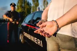 Tentato infanticidio nel Milanese, gravissima bimba di 8 mesi