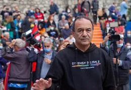 Riace: ripreso appello a Lucano, iniziata requisitoria