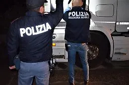 Scafisti salpavano dalla Sicilia per prelevare migranti in Tunisia: &laquo;E se le cose vanno male buttateli tutti a mare&raquo;