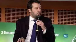 Ponte sullo Stretto, Salvini: &laquo;Coster&agrave; meno di 10 miliardi, in un anno e mezzo il ponte si ripagher&agrave;&raquo;