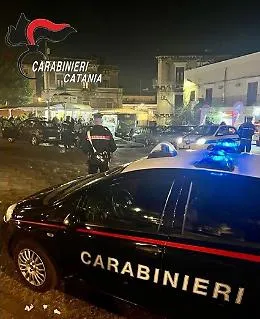 Lotta all'illegalit&agrave; a Catania: denunciati due parcheggiatori abusivi e multa a ristoratore cinese