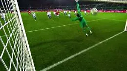 Italia ko, la papera di Donnarumma regala il 2-0 agli austriaci