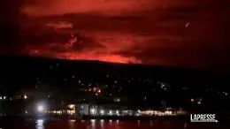 Hawaii, la spettacolare eruzione del gigantesco Mauna Loa