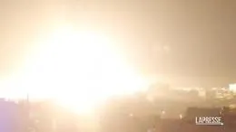 Medioriente, aerei israeliani colpiscono Gaza dopo il lancio di un missile