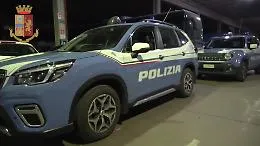 Paura in piazza: raffica di colpi al Tondicello della Plaia, bossoli trovati e indagini della polizia