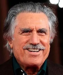 Lando Buzzanca, l'attore palermitano &egrave; morto in una Rsa a Roma