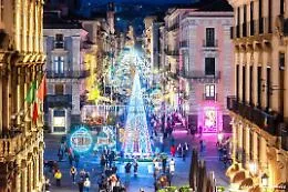 Capodanno, i divieti del Comune per "blindare" piazza Duomo e piazza Universit&agrave;