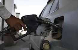 Gasolio a 2,469 euro a Catania, &ldquo;cartello&rdquo; (e prezzi record) dei benzinai a Palermo: chi ci guadagna davvero?