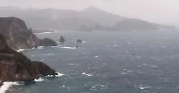 Mare mosso e forte vento, tutte isolate le 7 &ldquo;sorelle&rdquo; dell'Eolie