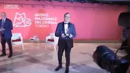 Kevin Spacey premiato a Torino: &laquo;Grazie per aver avuto le palle di invitarmi&raquo;