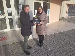 Comitini, il sindaco acquista e dona alle scuole due defibrillatori