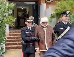 Messina Denaro, legale della clinica al boss: &laquo;Non guarirai, parla&raquo;