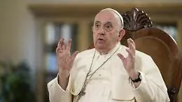 Papa Francesco: &laquo;Leggi contro l'omosessualit&agrave; ingiuste, non &egrave; un crimine&raquo;