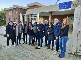 Agrigento, ripuliti gli spazi esterni della scuola Esseneto