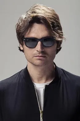 Angelo Duro sar&agrave; ospite a Sanremo: cosa aspettarsi dal provocatorio comico palermitano