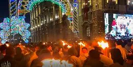 Devozione, preghiere, ceri, freddo e botti: a Catania &egrave; la lunga notte di Sant'Agata