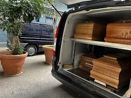 Migranti, la tragedia di Lampedusa: le salme trasferite ad Agrigento
