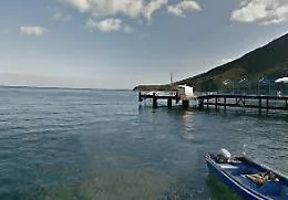 Eolie, mareggiata danneggia approdo dell'aliscafo a Vulcano