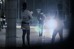 Prostituzione e riti voodoo, arrestata nigeriana: indagine tra Catania, Siracusa e Foggia