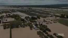 Nuova Zelanda, ciclone devasta il Paese: 2 vittime e 9mila persone evacuate