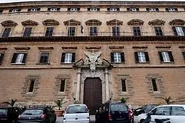 Reddito di cittadinanza, sit in a Palermo contro l'aumento degli stipendi dei deputati