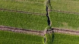 La faglia lasciata dal terremoto a Kahramanmara: le immagini della frattura della terra