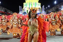 Rio de Janeiro, impazza il Carnevale