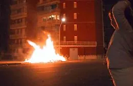 Palermo, sassaiole contro poliziotti e vigili del fuoco che volevano spegnere le &ldquo;vampe&rdquo; di San Giuseppe