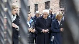 Mattarella in visita a Auschwitz: &laquo;Fascisti complici della carneficina&raquo;