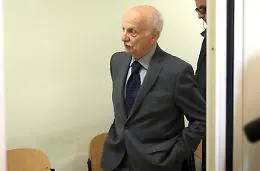 Il gen. Mori: &laquo;Sono indagato per le stragi del '93&raquo;. Per i pm di Firenze sapeva ma non fece nulla per impedirle