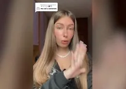 La prof del "corsivo": &laquo;Se guadagnate poco la colpa &egrave; vostra&raquo;