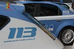 Tenta di difendere la madre dalle botte del padre: ferita una 15enne, scatta la denuncia per il genitore