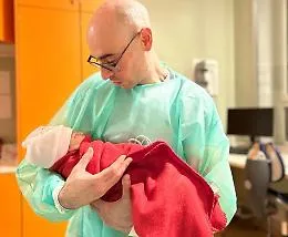 Salvatore Aranzulla &egrave; diventato pap&agrave;: &laquo;Se prima eravamo in due, adesso siamo in tre&raquo;