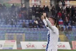 Calcio, primo colpo del Siracusa: arriva l'attaccante Maggio