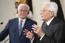 Migranti, Mattarella scuote la politica: &laquo;Regole di Dublino sono preistoria&raquo;