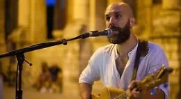 Claudio Bertuccio, quando il busking diventa un'arte