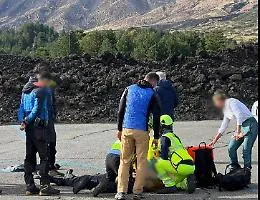 Si sente male mentre fa un'escursione sull'Etna, muore un turista toscano