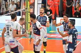 C'&egrave; Farmitalia - Cisterna: dopo 26 anni torna a Catania il grande volley