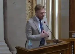 La Vardera: &laquo;Ennesimo scandalo sul Turismo, come quelli svelati da Barresi cacciato dalla convention di FdI&raquo;