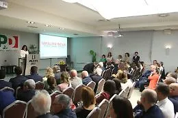 Saverino (Pd): &laquo;C'&egrave; un Governo regionale che non governa&raquo;