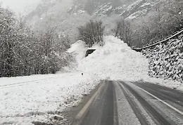 Valanga occlude una galleria: isolata l'alta valle di Gressoney