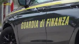 Corruzione e segreti d'ufficio, arrestati a Palermo finanziere e imprenditore