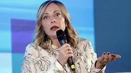 Meloni a Confcommercio: &laquo;L'Italia non &egrave; una repubblica delle banane. Ecco come vogliamo rilanciare l'economia del Paese&raquo;