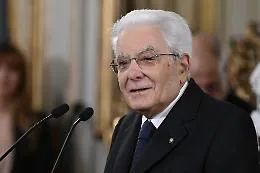 Mattarella: &ldquo;L'Ilva &egrave; un impegno nazionale&rdquo;. Meloni: &ldquo;Tavolo su Taranto a palazzo Chigi&rdquo;