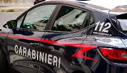 &laquo;Se gli dai una coltellata questo video diventa virale&raquo;: arrestati in tre